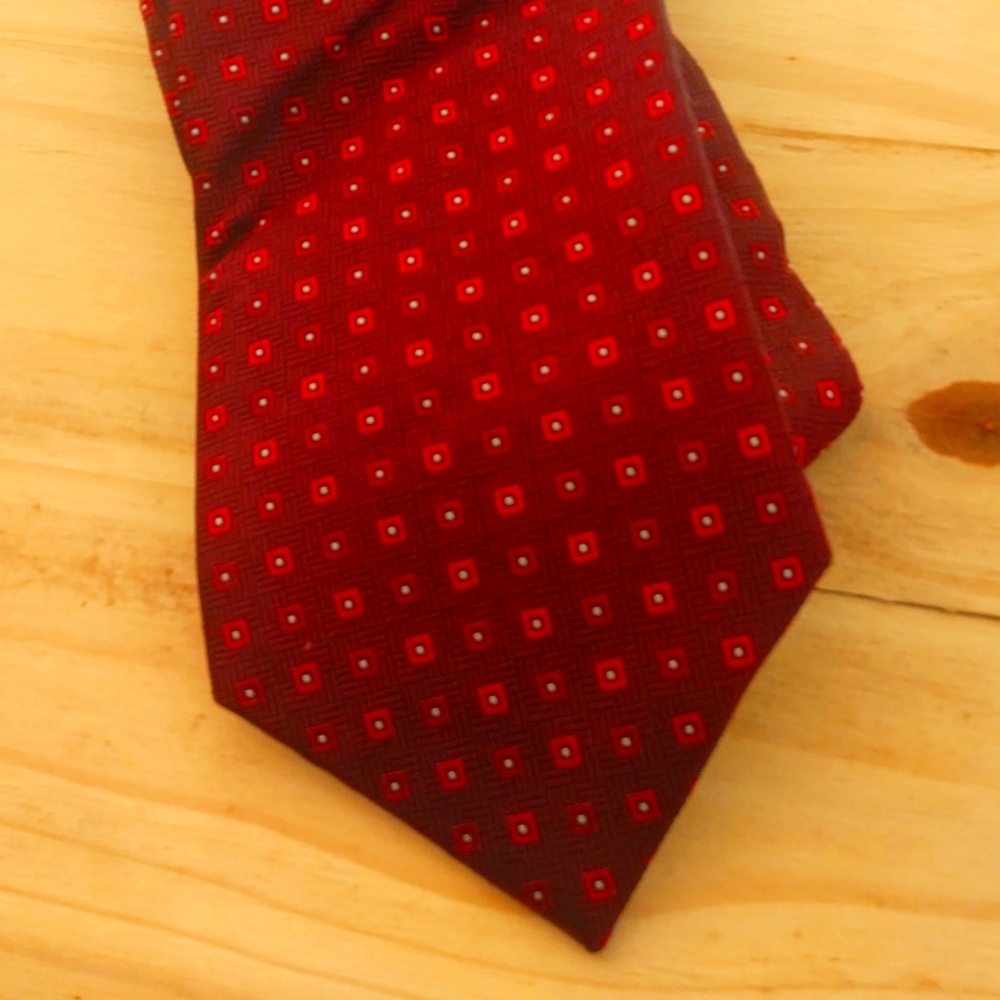 Men's tie